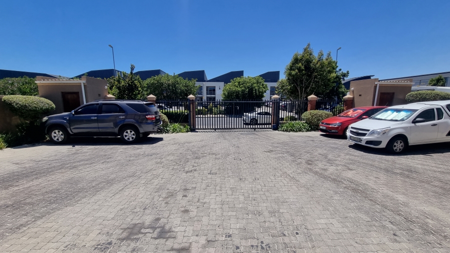 To Let commercial Property for Rent in Rivergate Western Cape